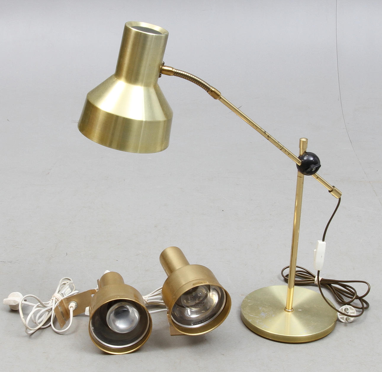 BORDSLAMPA, VÄGGLAMPOR, 2st, metall, Kostalampan.