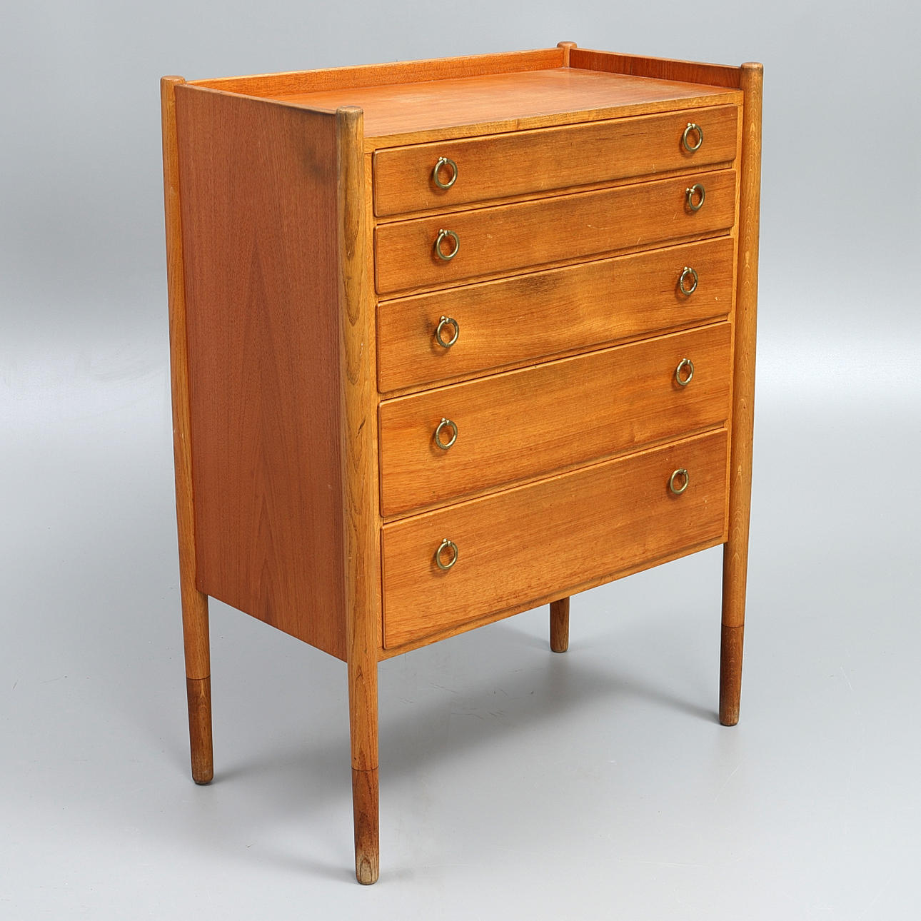 BYRÅ, 1960-tal, teak.