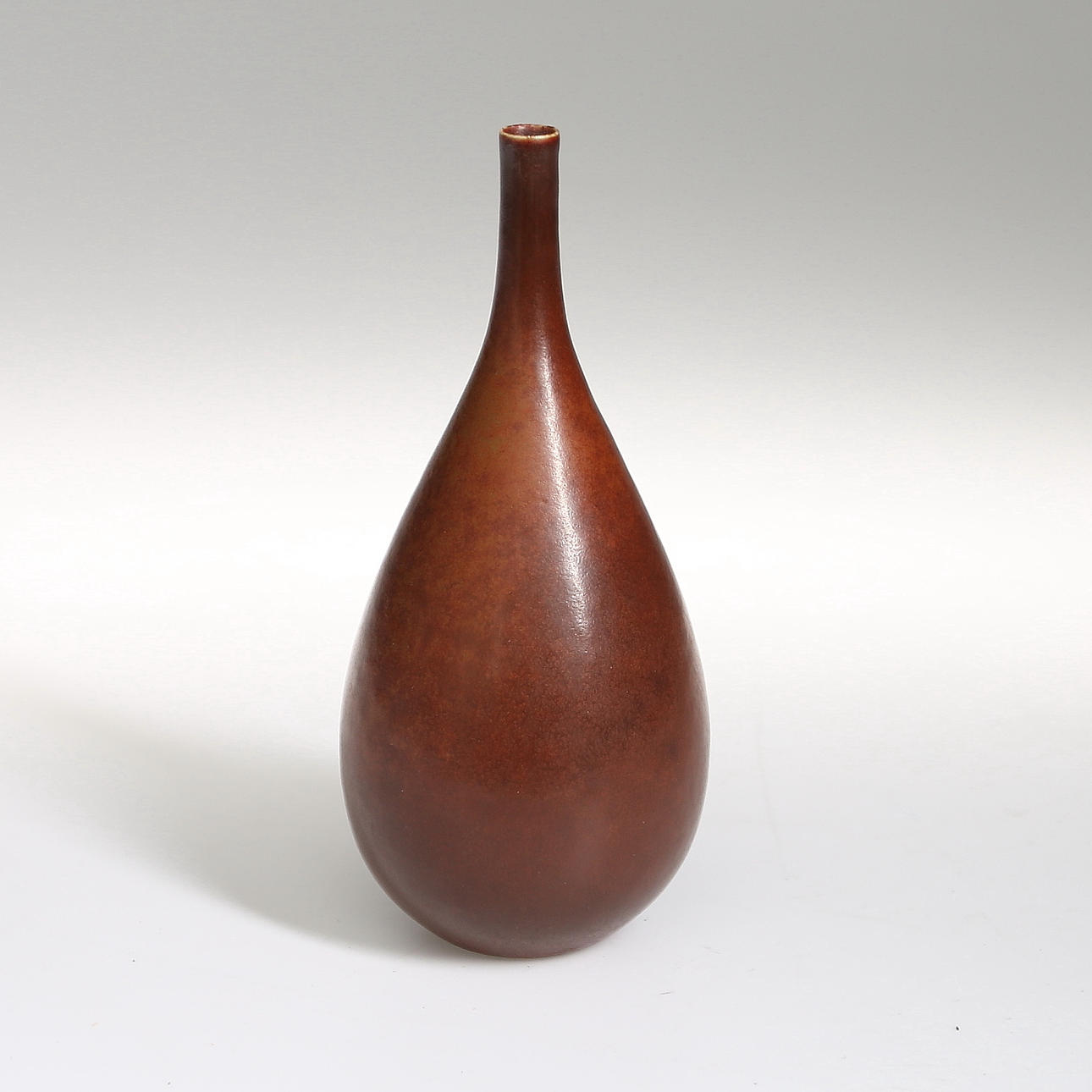 VAS, stengods, Carl Harry Stålhane, Rörstrand, uniksignerad och daterad -53.