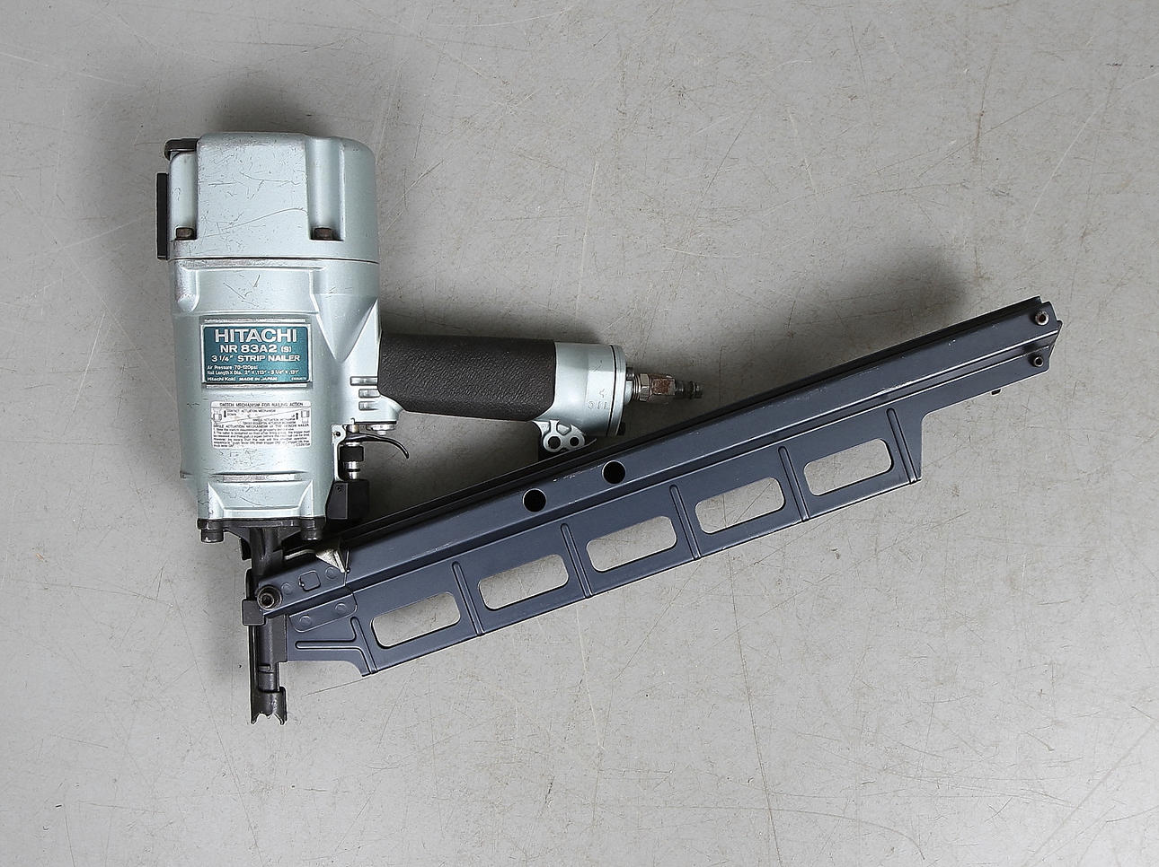 SPIKPISTOL, Hitachi, luftdriven.