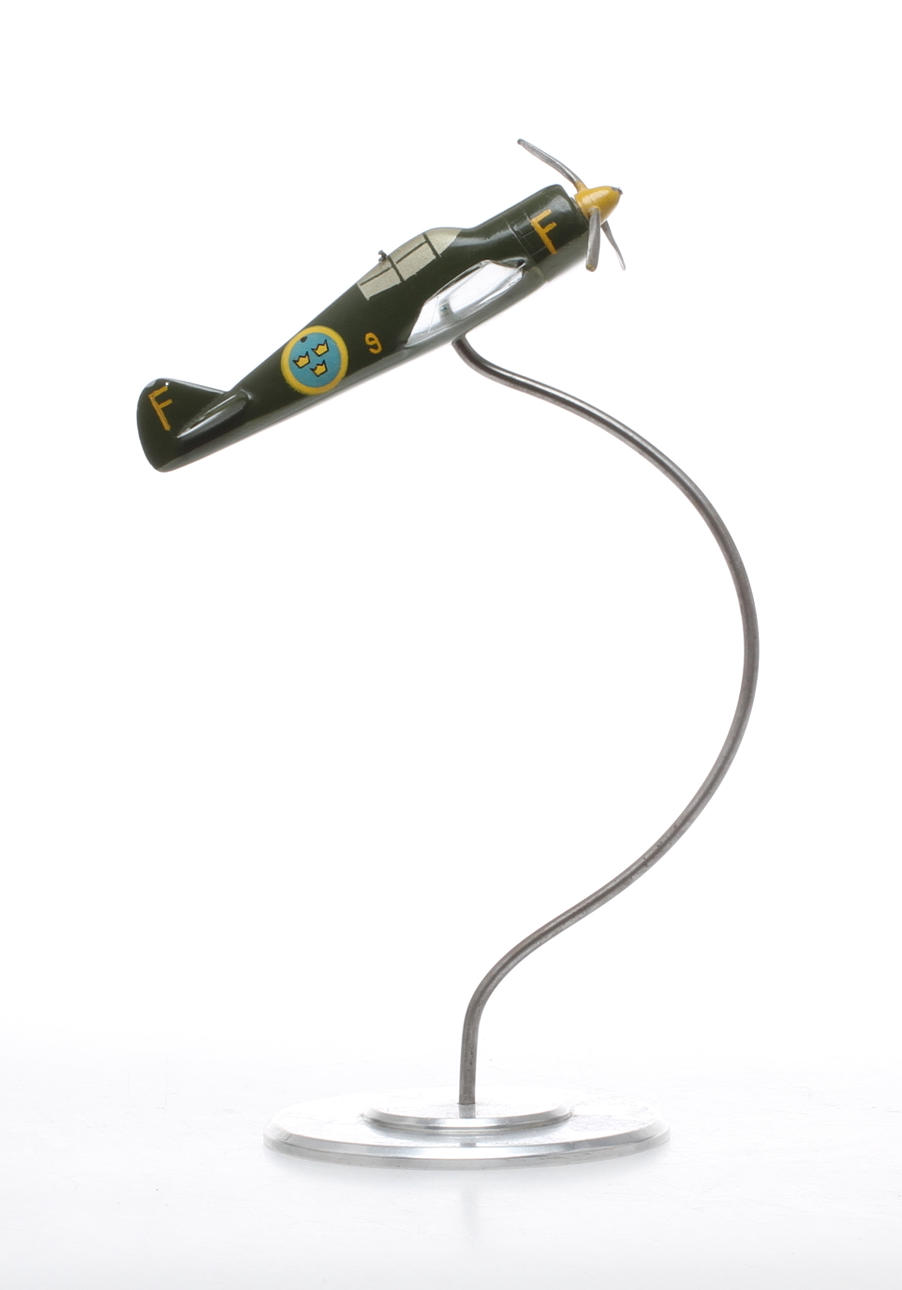 FLYGPLANSMODELL, J22, metall, 1900-talets mitt.