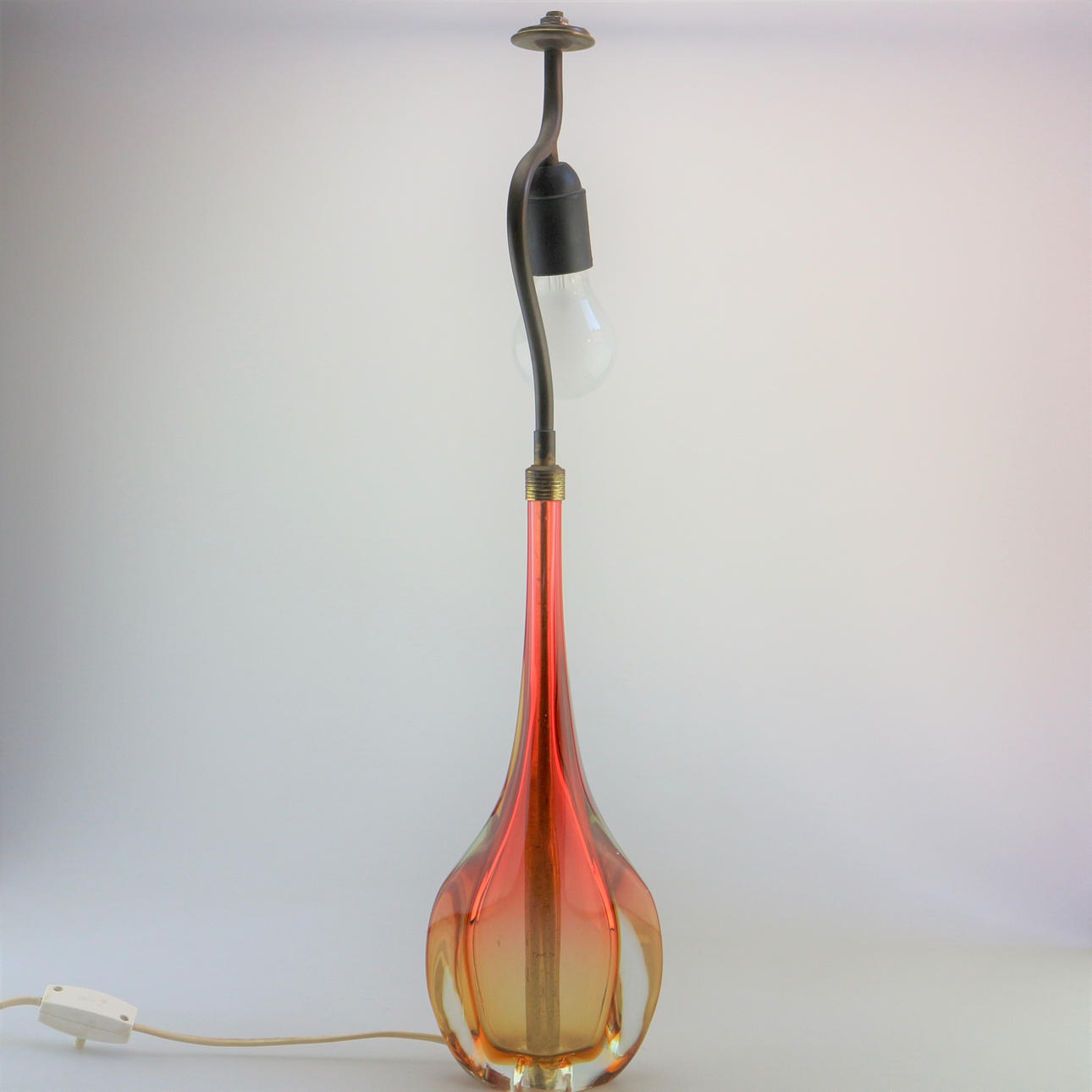 FLAVIO POLI. MURANO GLASS LAMP.