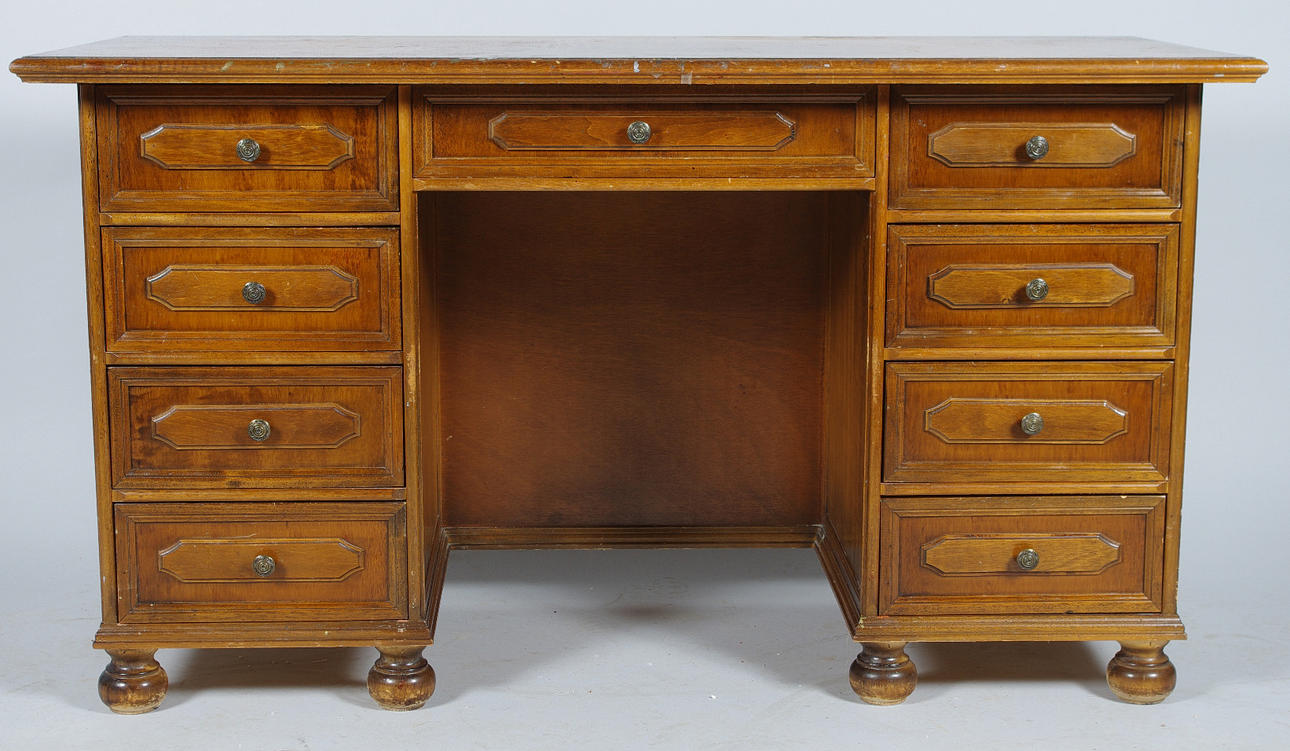 SKRIVBORD, mahogny, engelsk stil, sent 1900-tal.