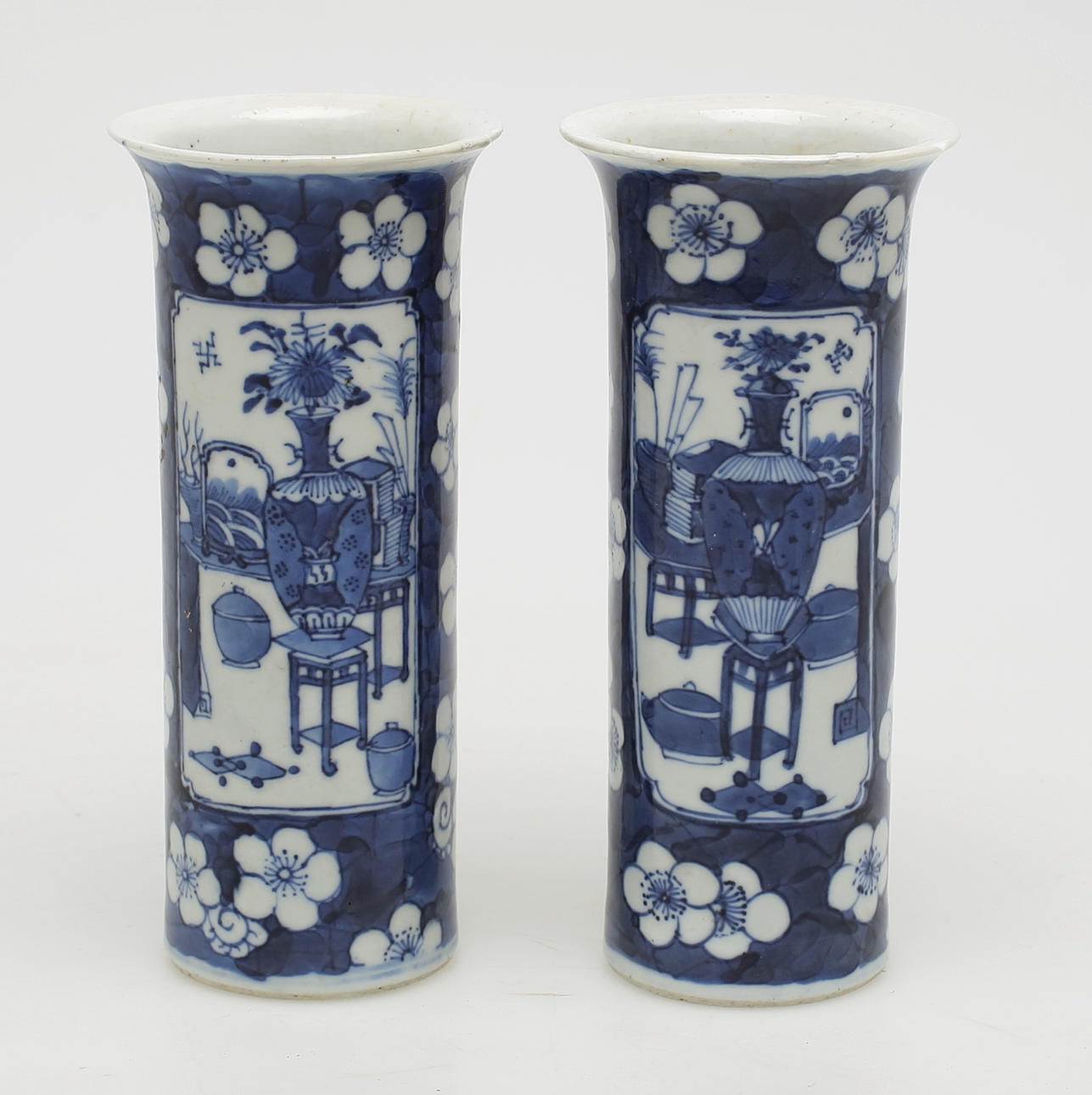 PENSELVASER, ett par, Qing dynastin, Kina, 1800-tal.