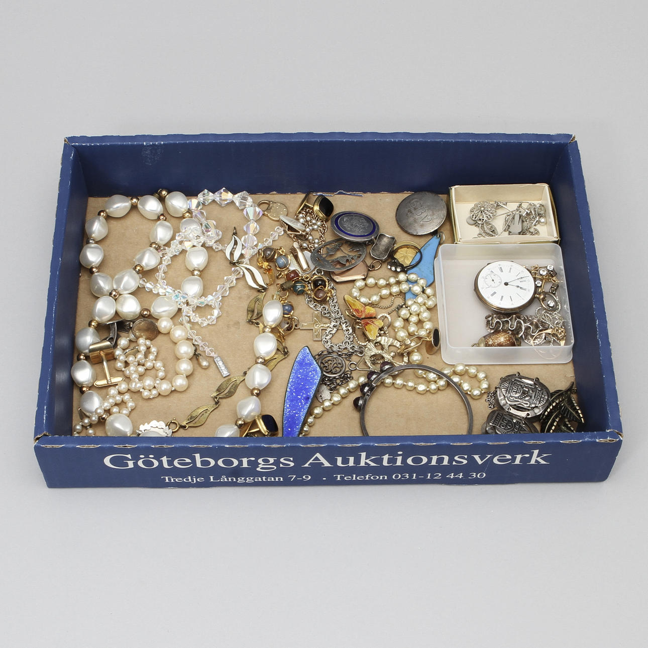 SMYCKEN, diverse bijouterier.