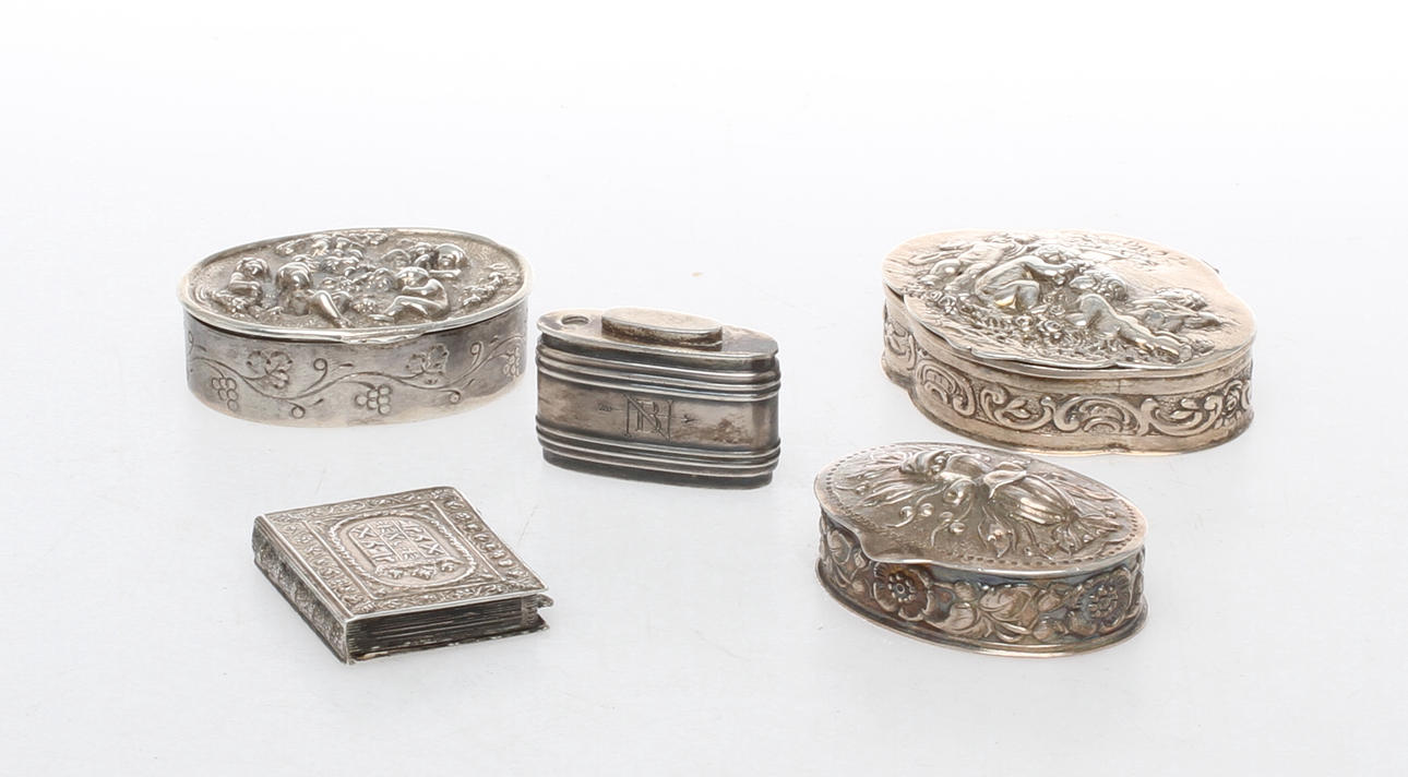 DOSOR, 5 st, silver, bland annat C G Hallberg, Mema, 1900-tal.