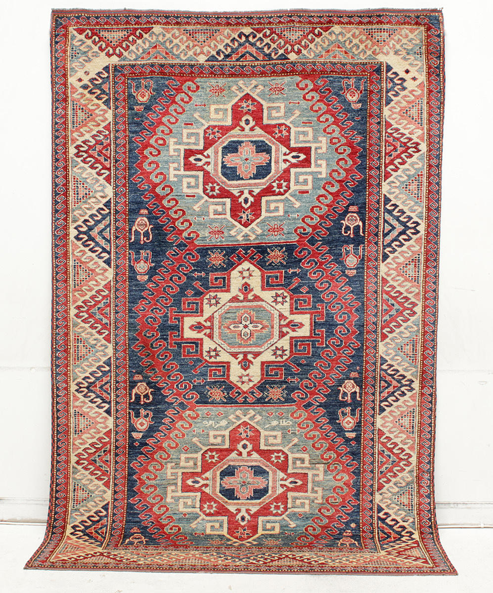 MATTA, Orientalisk, Kazak design, 270 x 170 cm.