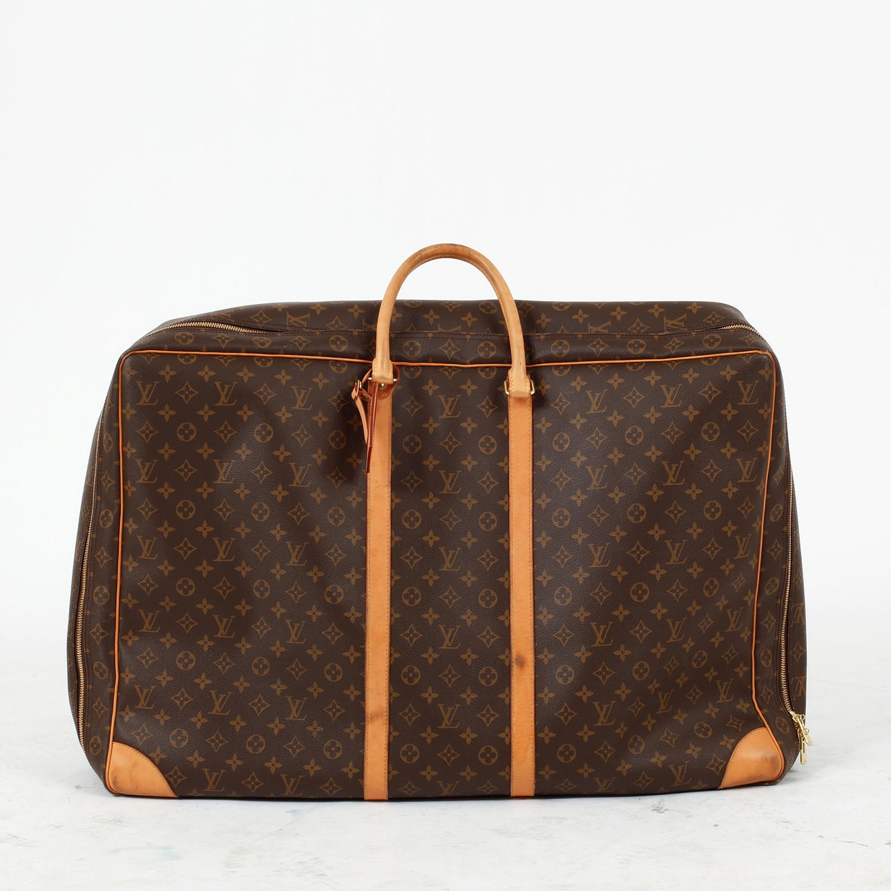 BOLSA, maleta, Louis Vuitton, "Monogram Sirius 70".