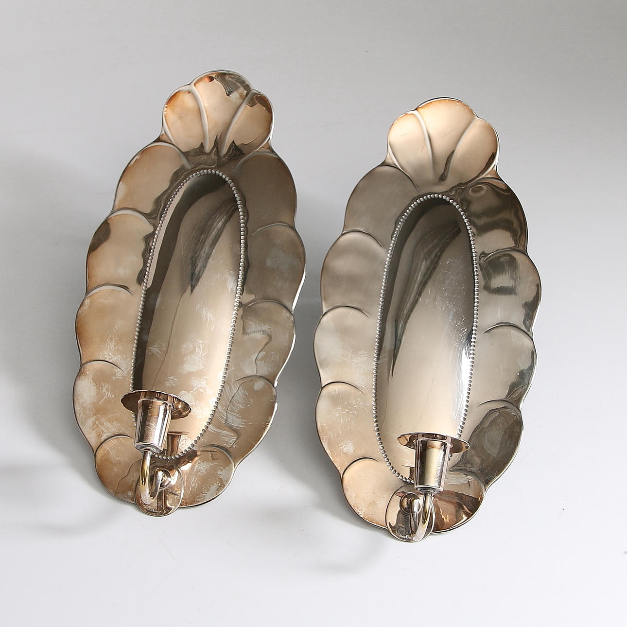 LJUSLAMPETTER, 1 par, vitmetall, GAB. 1950-talets mitt.