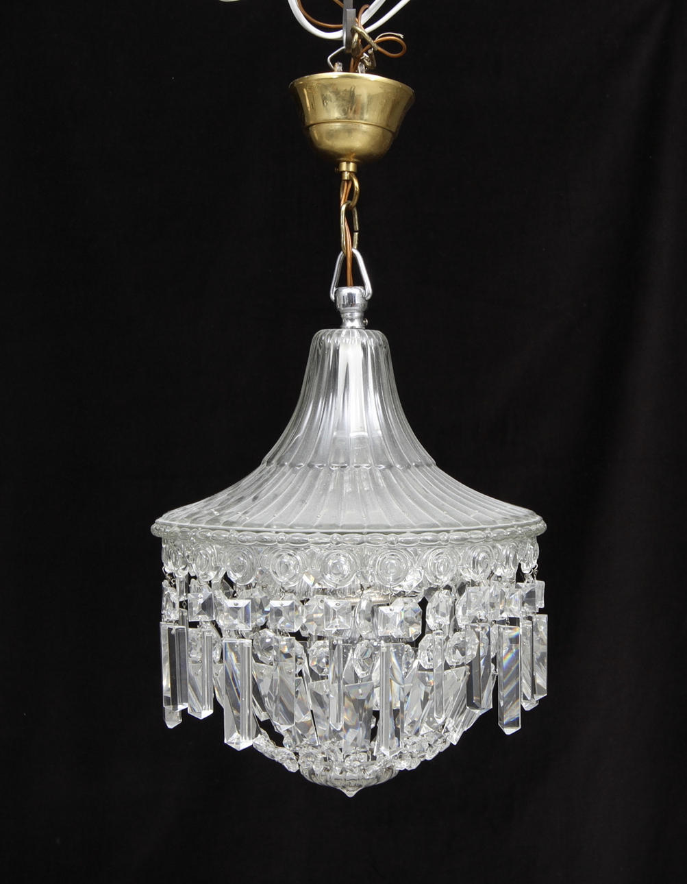 TAKARMATUR med prismor, glas, 1900-tal.