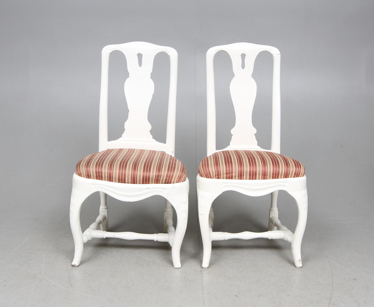 STOLAR, 2 st, Stockholmsarbeten i rokoko, 1700 tal.