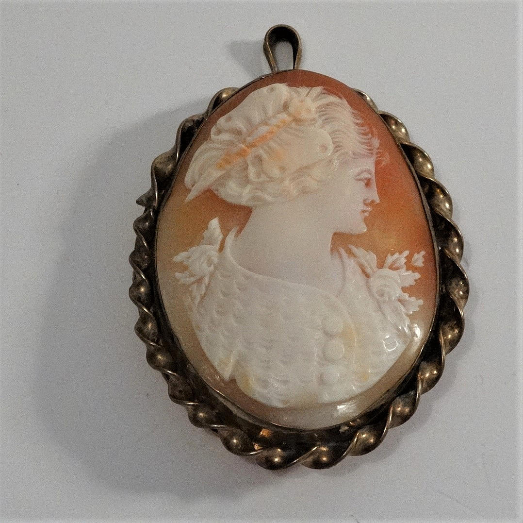 CAMEO HÄNGE, omkring 1850.
