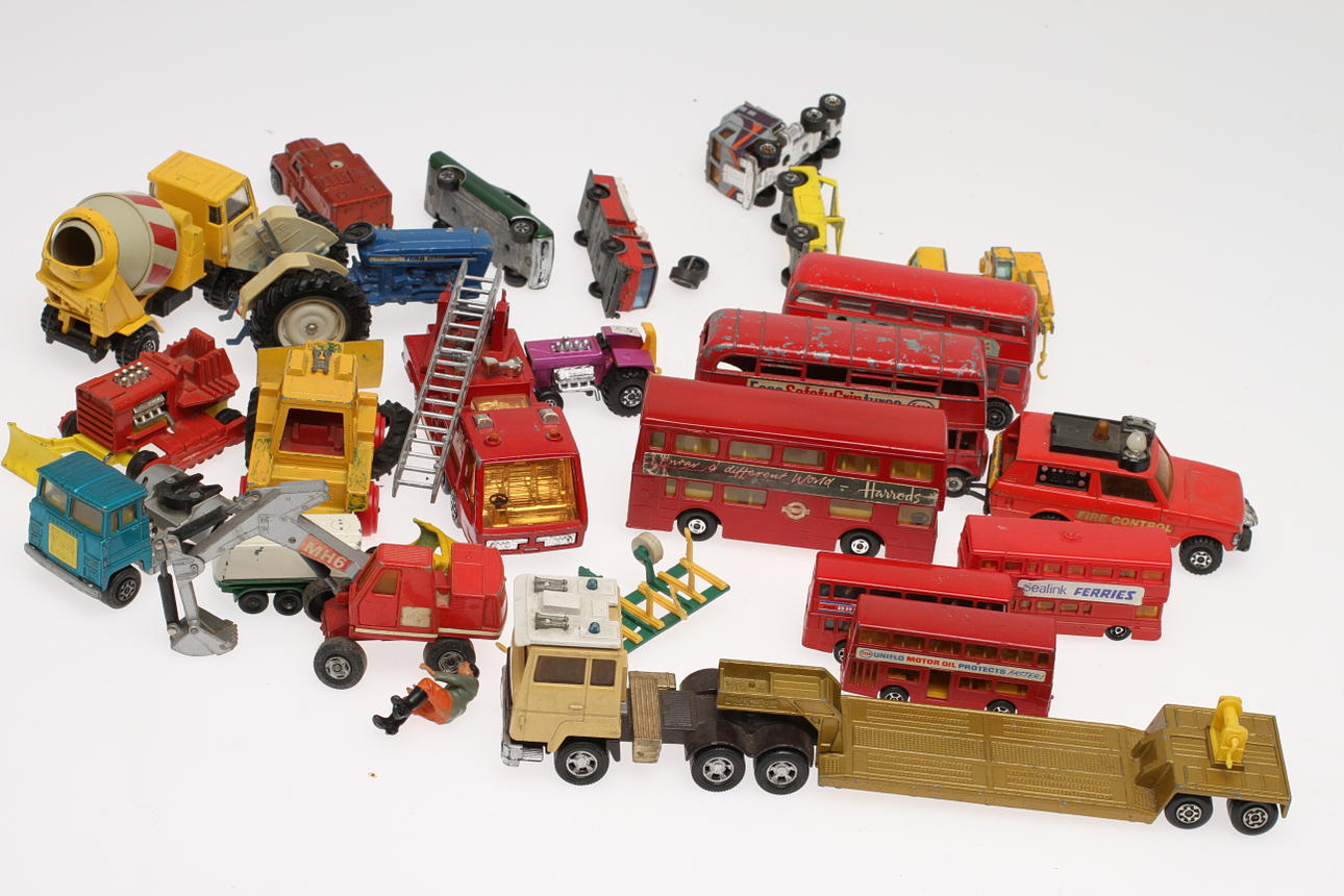 MODELLBILAR LESNEY, MATCHBOX, DINKY TOYS.