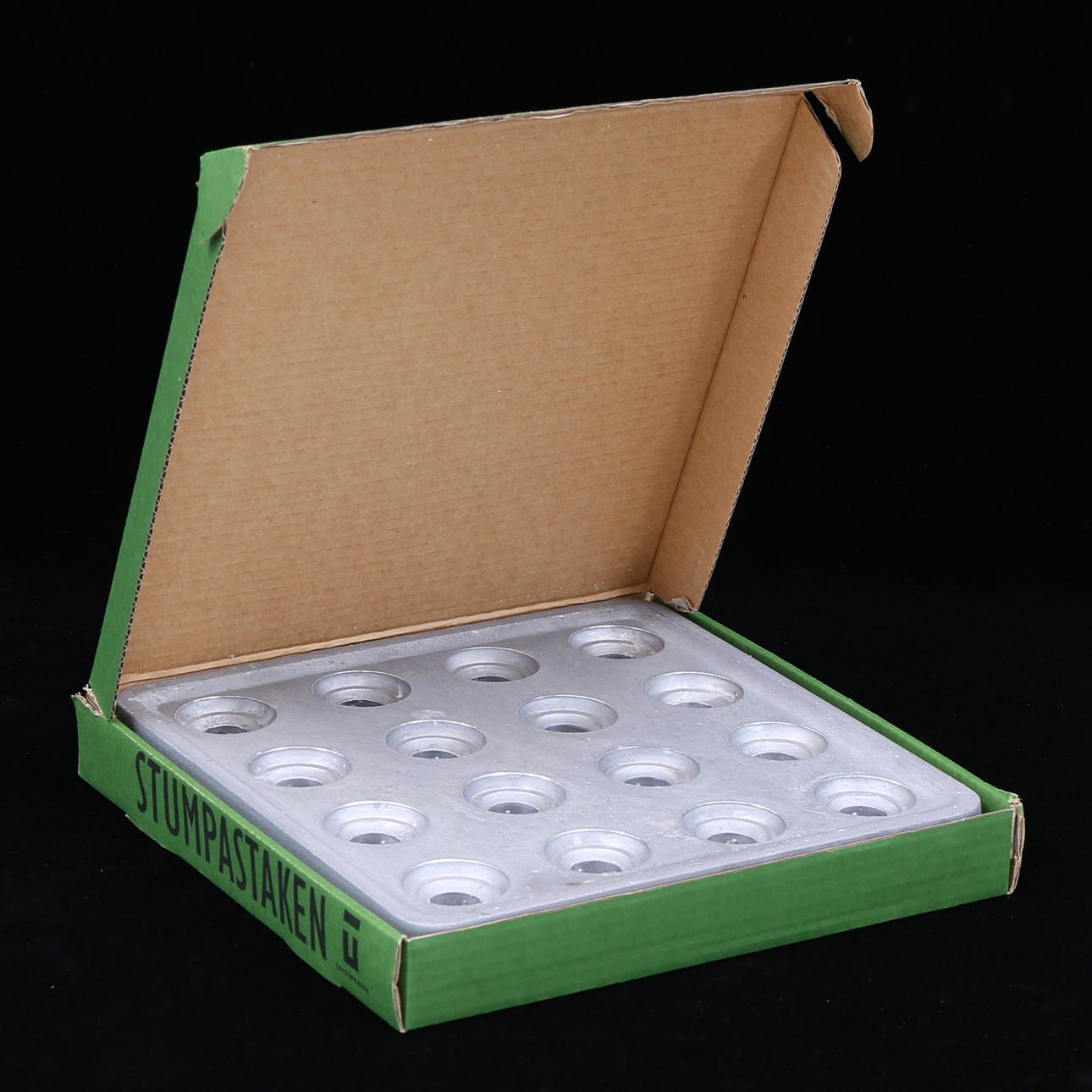 JONAS TORSTENSSON. Stumpastaken, för 16 ljus.