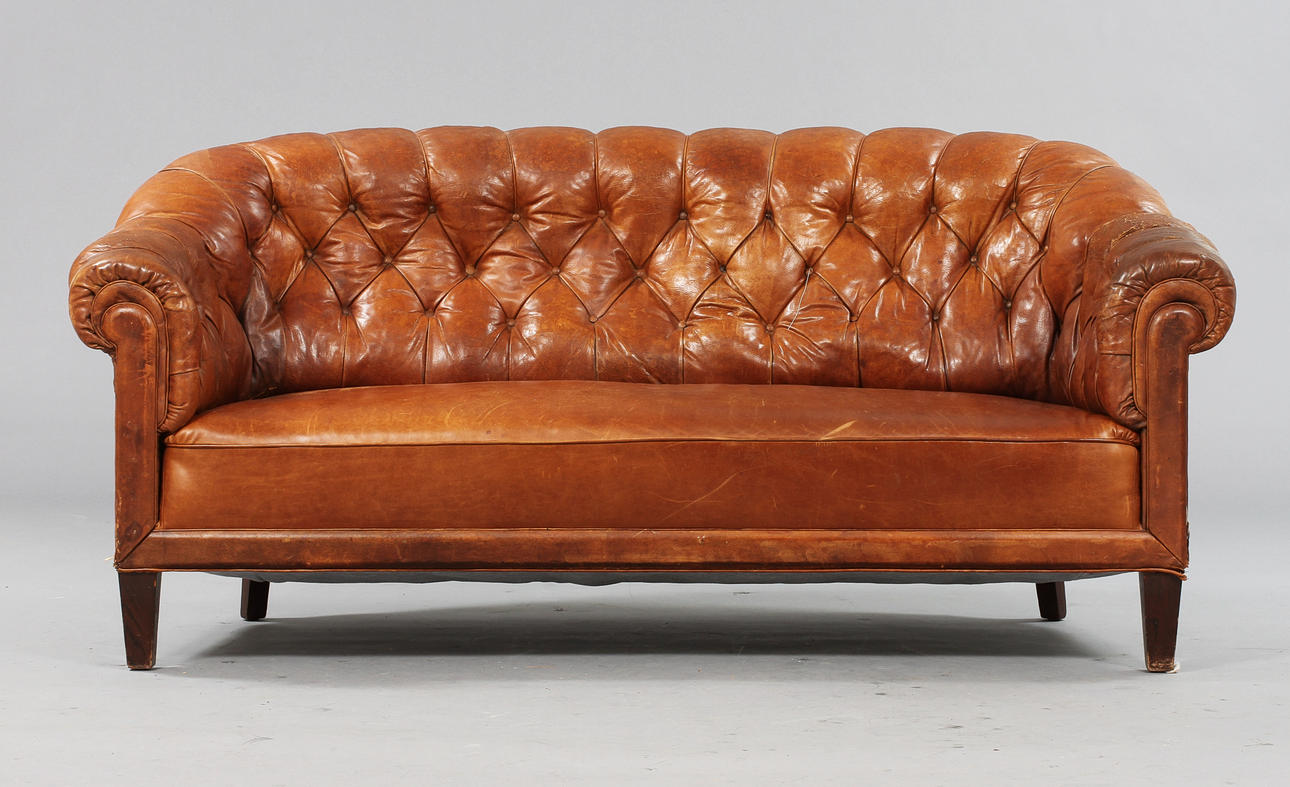 SOFFA, Chesterfield.