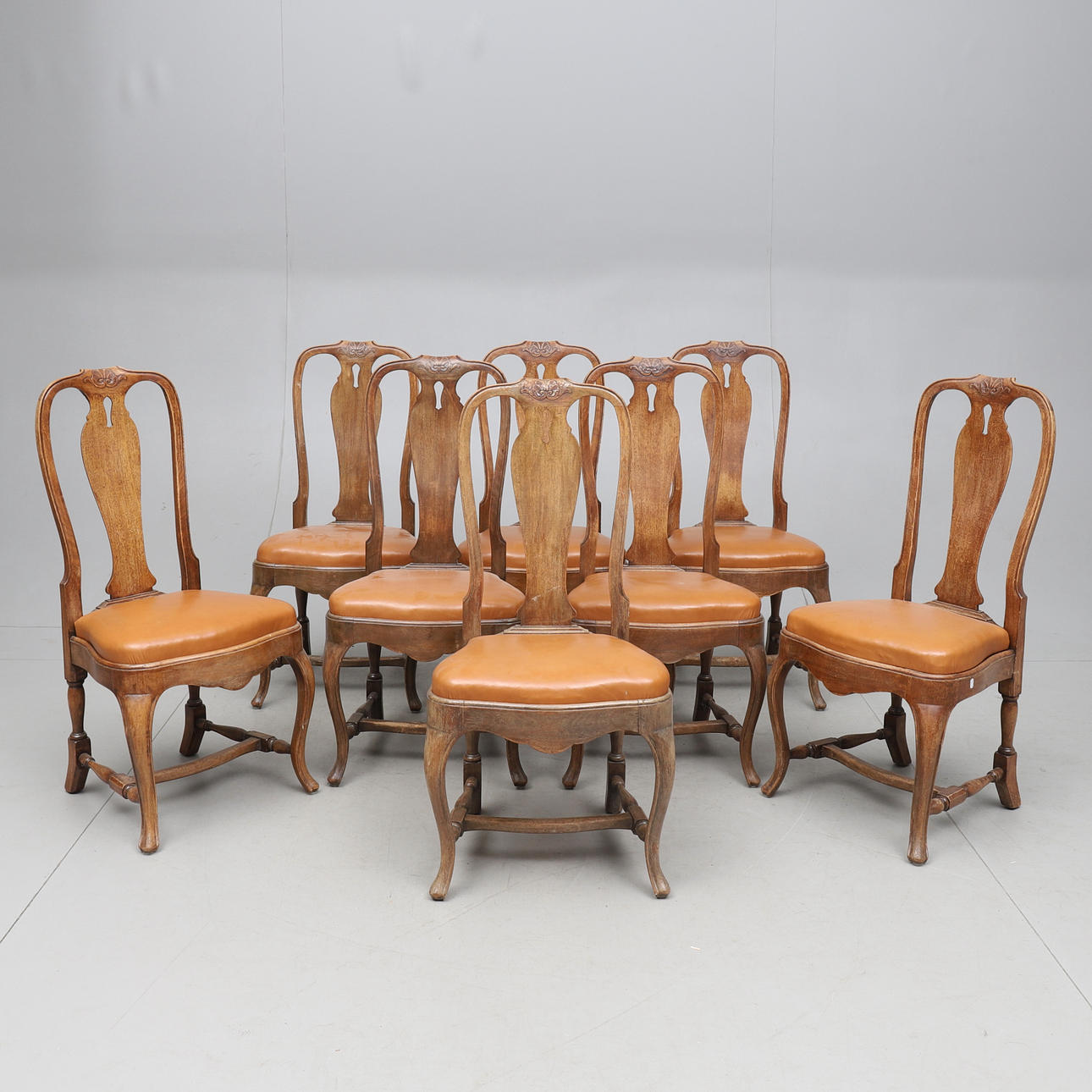 STOLAR, 8 st, senbarockstil, 1900-talets början.