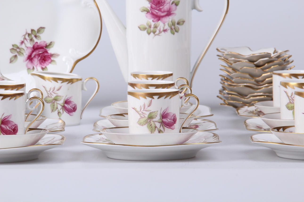 MOCCASERVIS, 39 delar, "Rosen", Hackerfors.