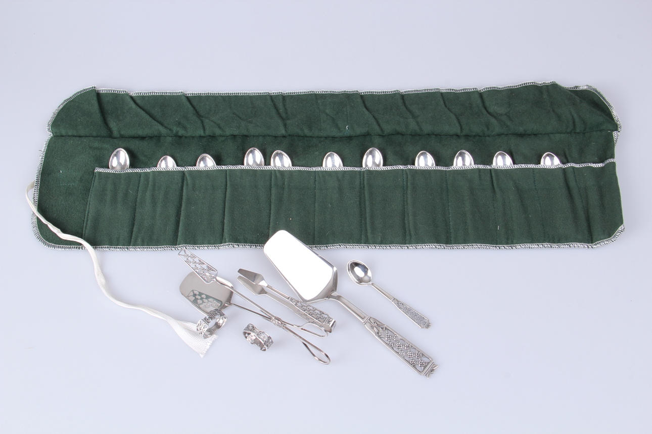 BESTICKSUPPSÄTTNING, 16 delar, silver, "Princess", 239g.