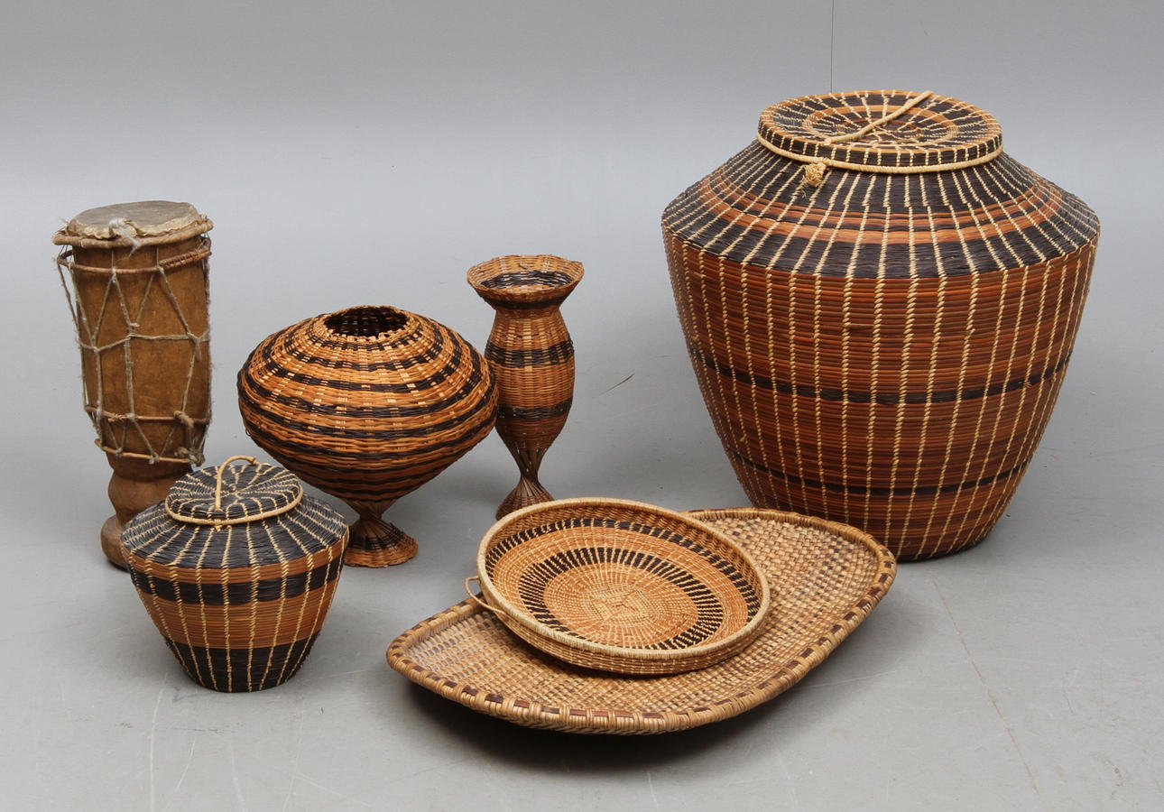 PARTI DIVERSE, Afrika, 1900-tal.