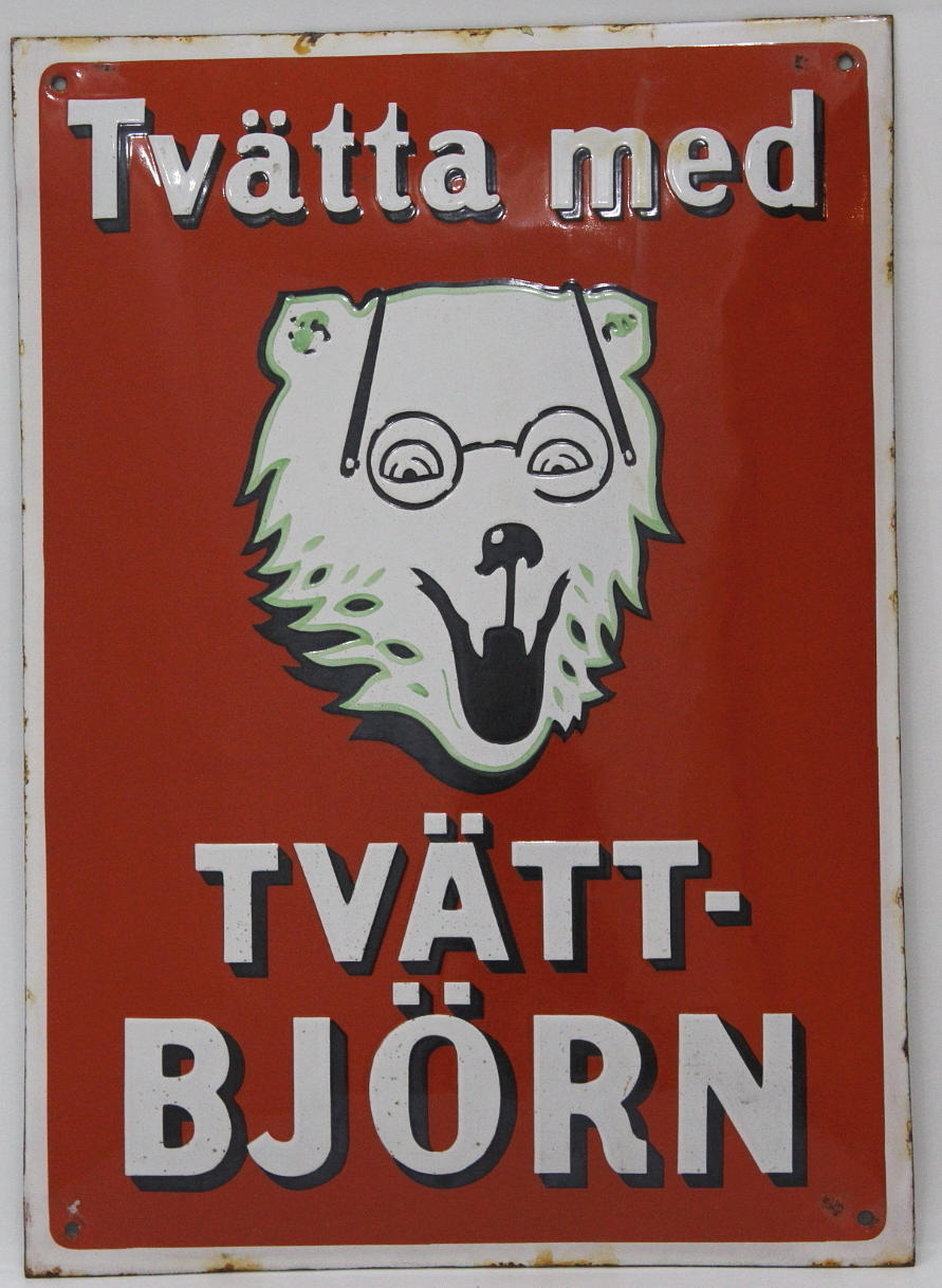 EMALJSKYLT. Tvätta med tvätt-björn.