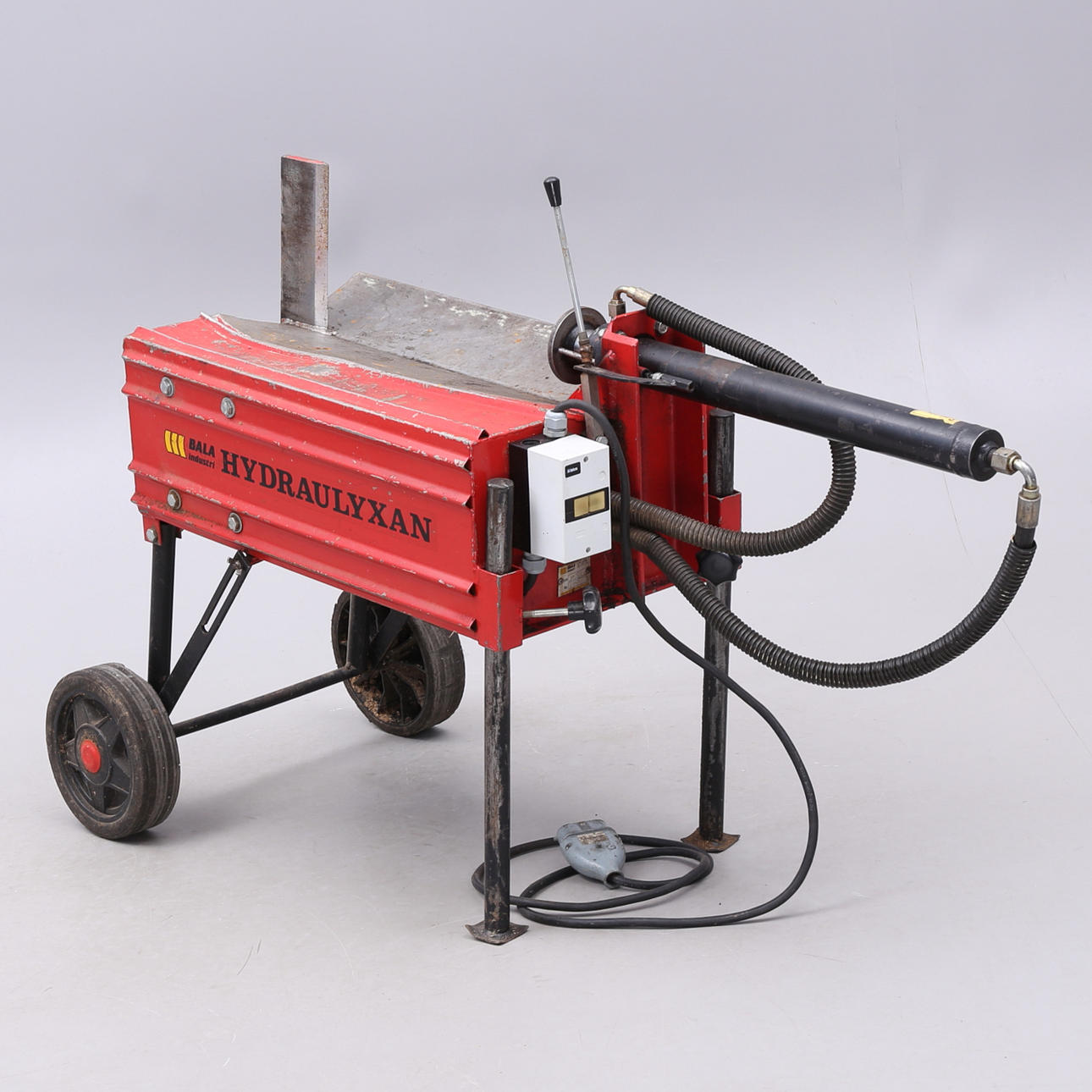 WOODCLIVING, "Hydralyxan", Bala Industri.