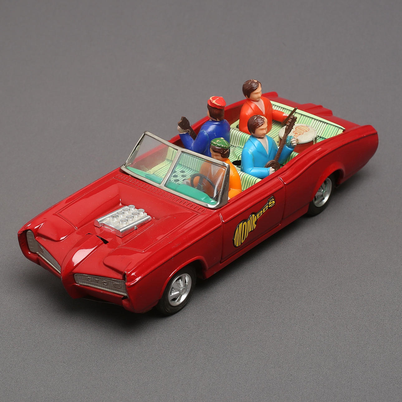 ASC The Monkees tin car, Japón.