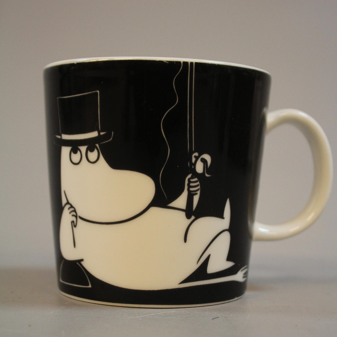 MUMINMUGG,"Muminpappan funderar", Arabia, Finland.