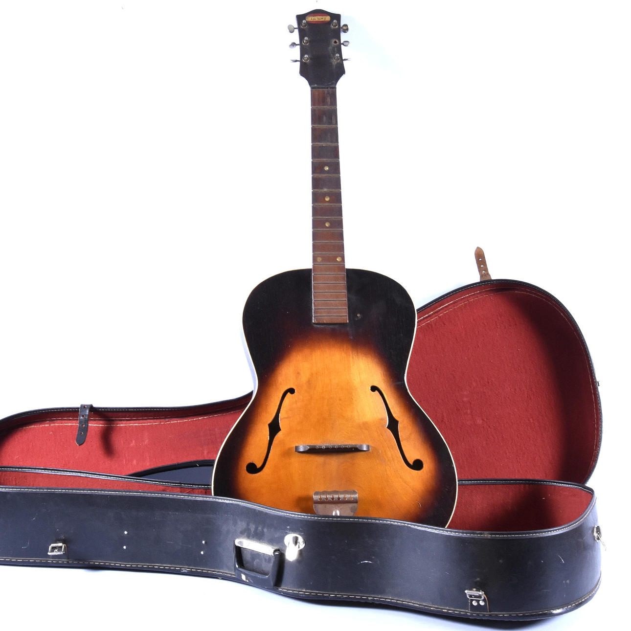 AKUSTISK GITARR I FODRAL, 1950-tal.