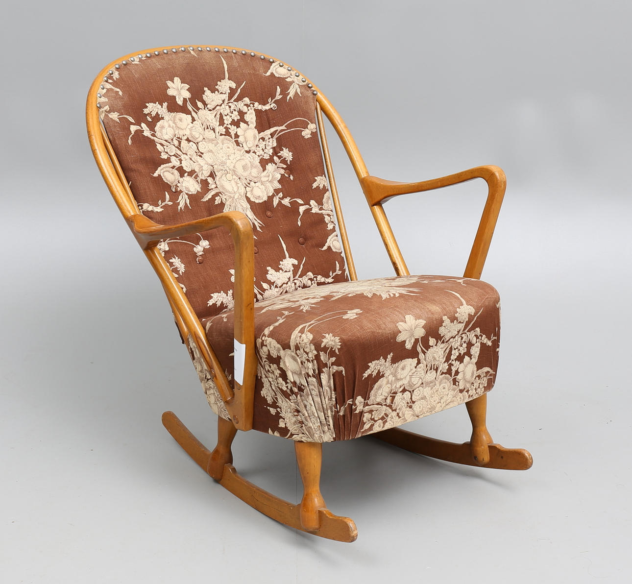 GUNGSTOL, Windsor-stil, 1900-talets första hälft.