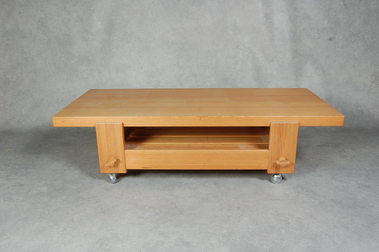 SOFFBORD på hjul, troligen DUX, 1970-tal.