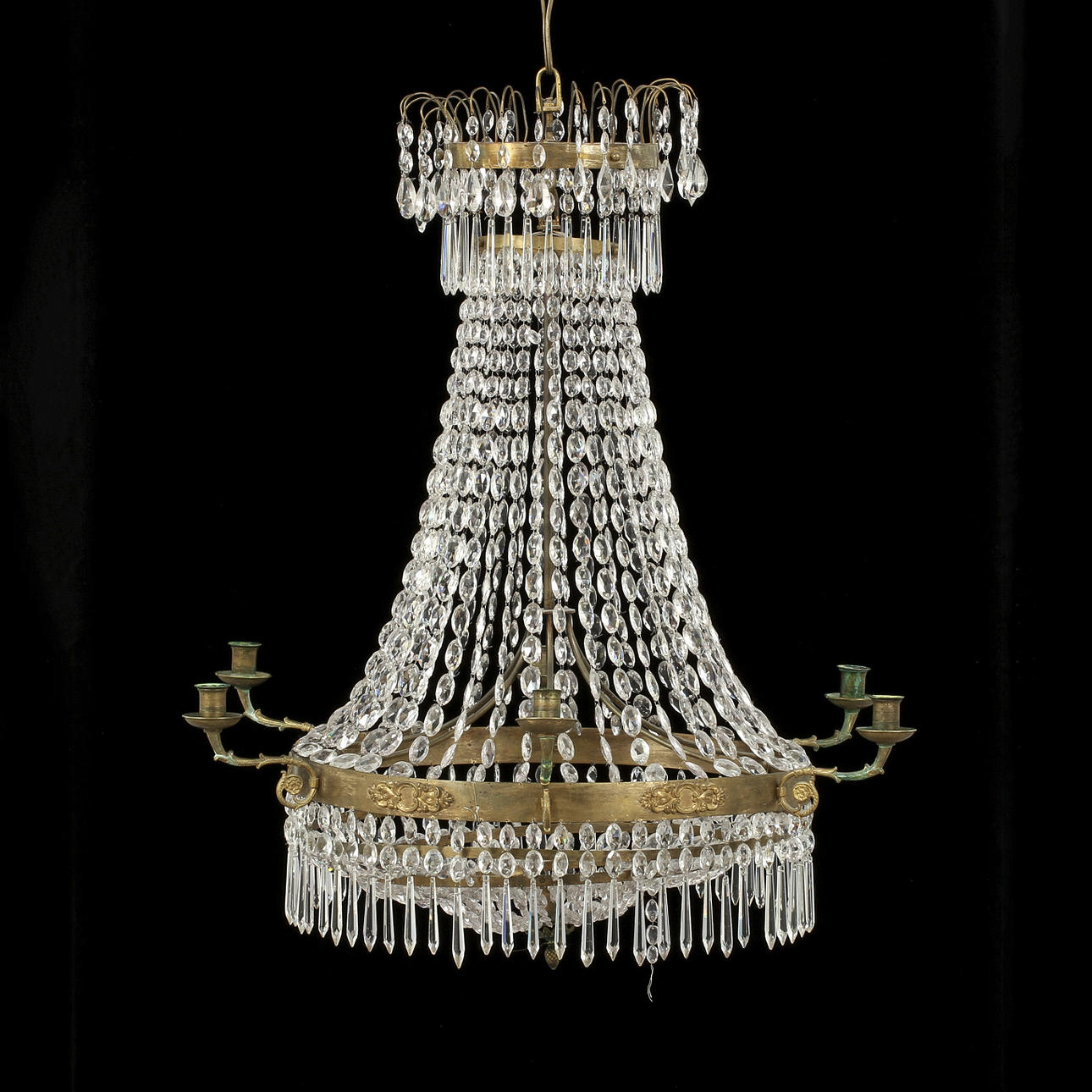 LJUSKRONA, empire 1800-talets förra hälft. Höjd ca 85 cm.