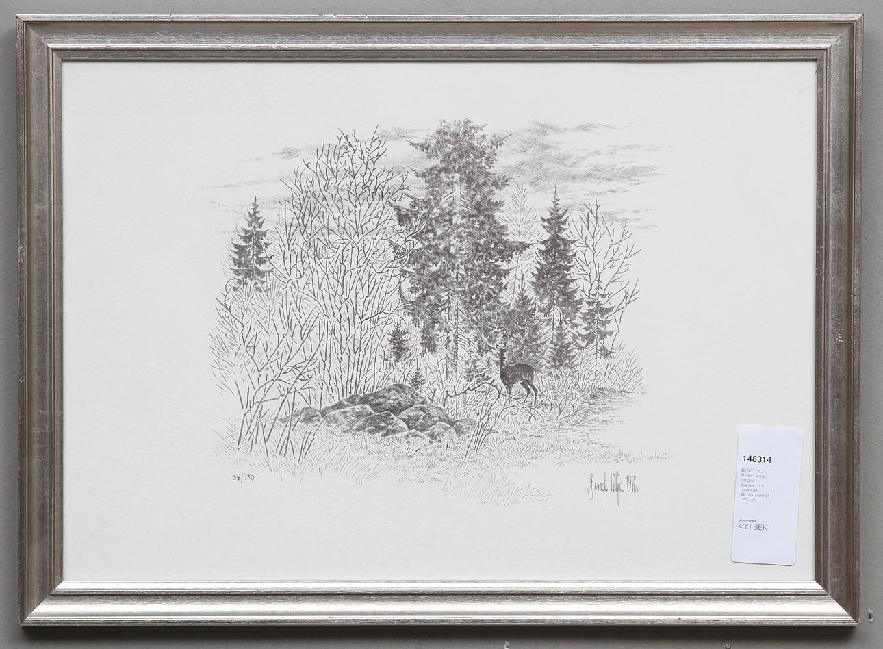 BENGT LILJA. Rådjur i skog. Litografi. Signerad och numrerad 34/180. Daterad 1976.