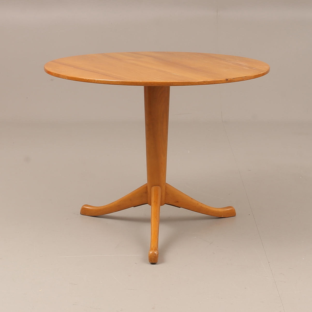 MESA, olmo, 1900.