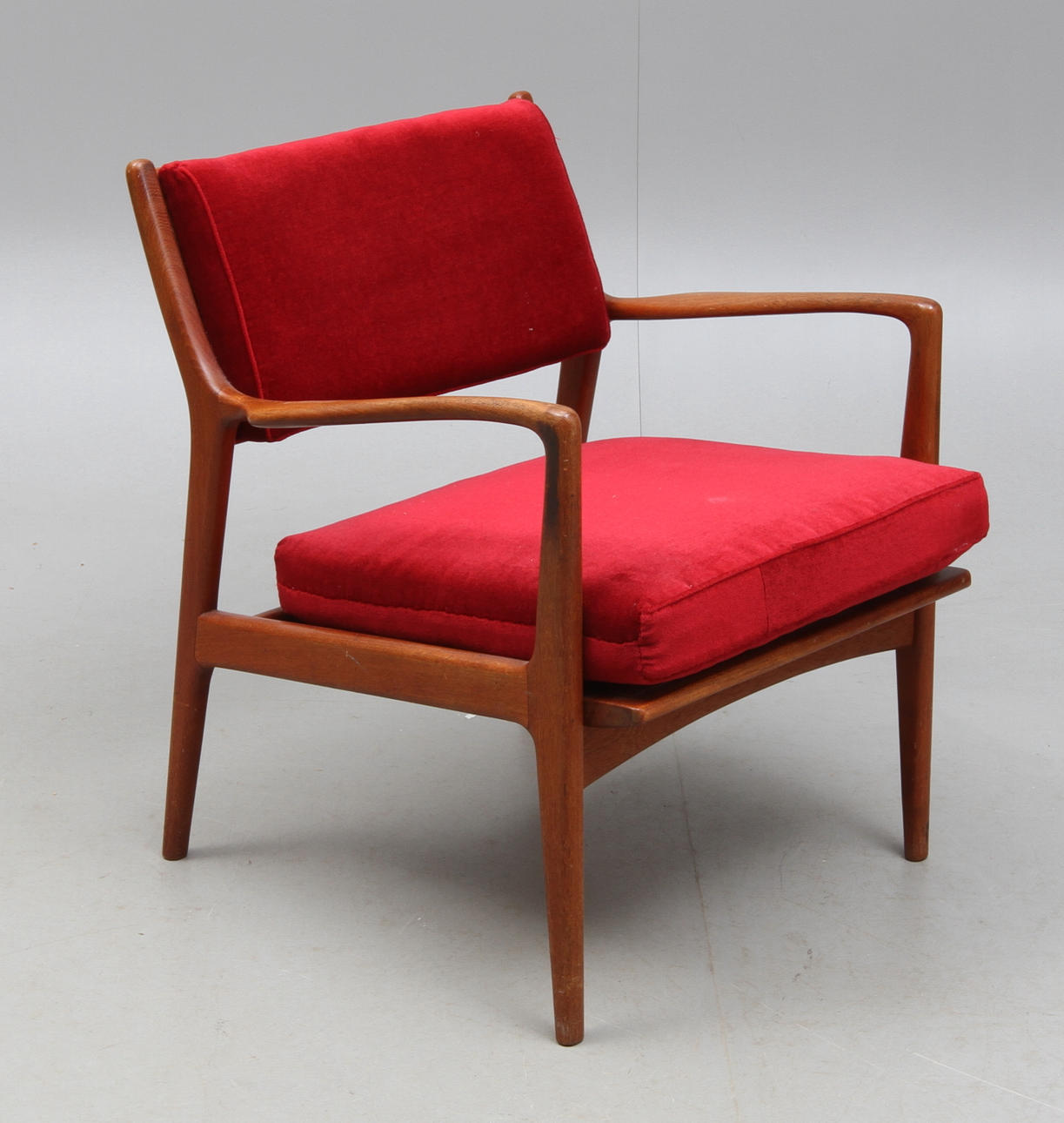 FÅTÖLJ, plakettmärkt JOC.