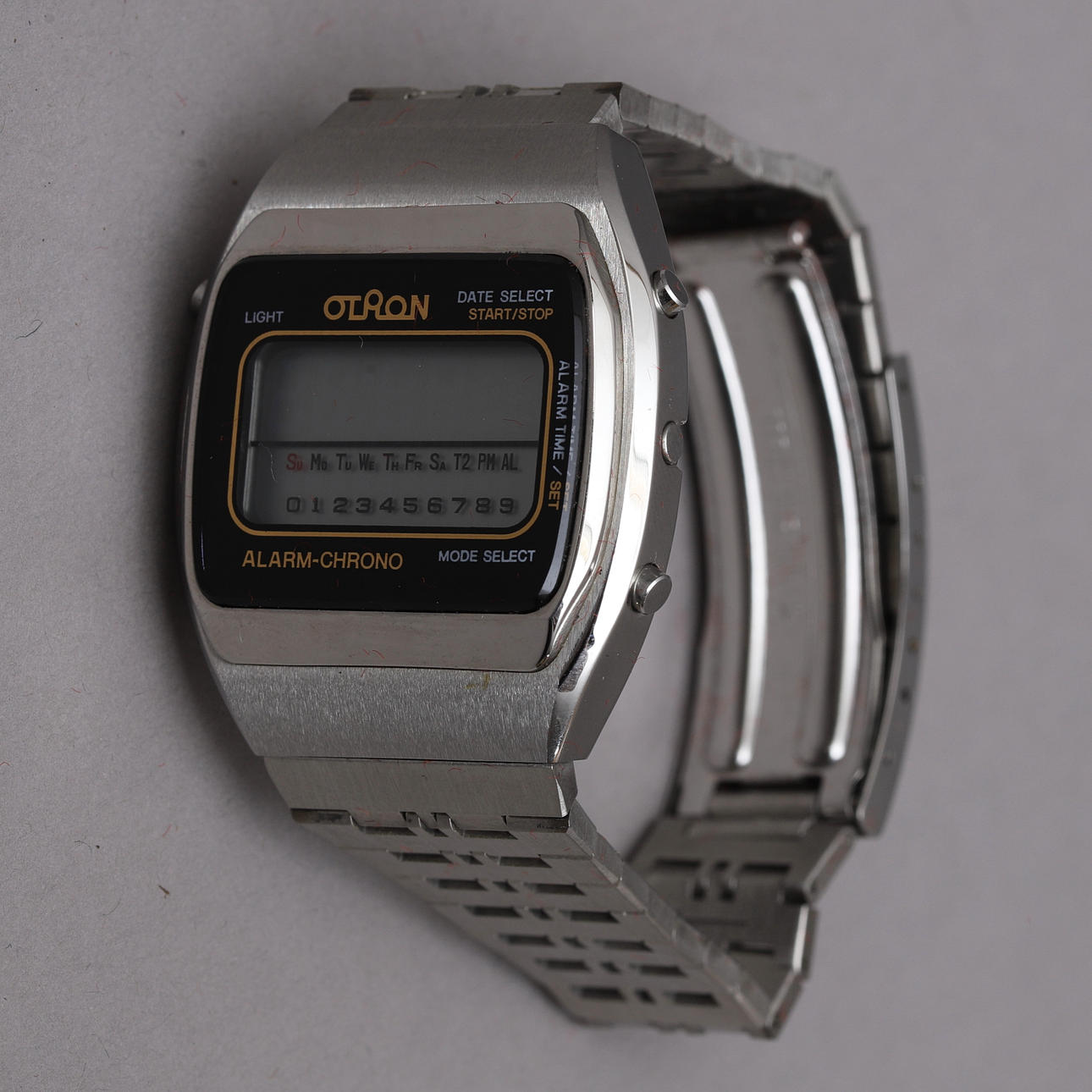 VINTAGE Otron Alarm Chrono Retro Digital Watch ~ WORKING MEN main image 3