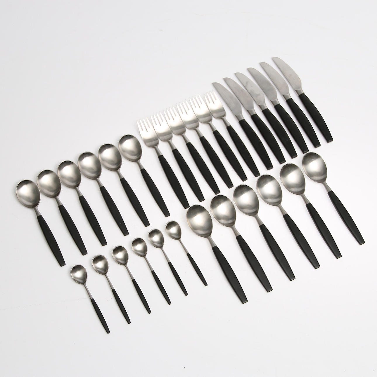 BESTICKSERVIS, 24 delar, stål och bakelit, Lion, Hackman, design Bertel Gardbergs, Finland, 1960-tal.