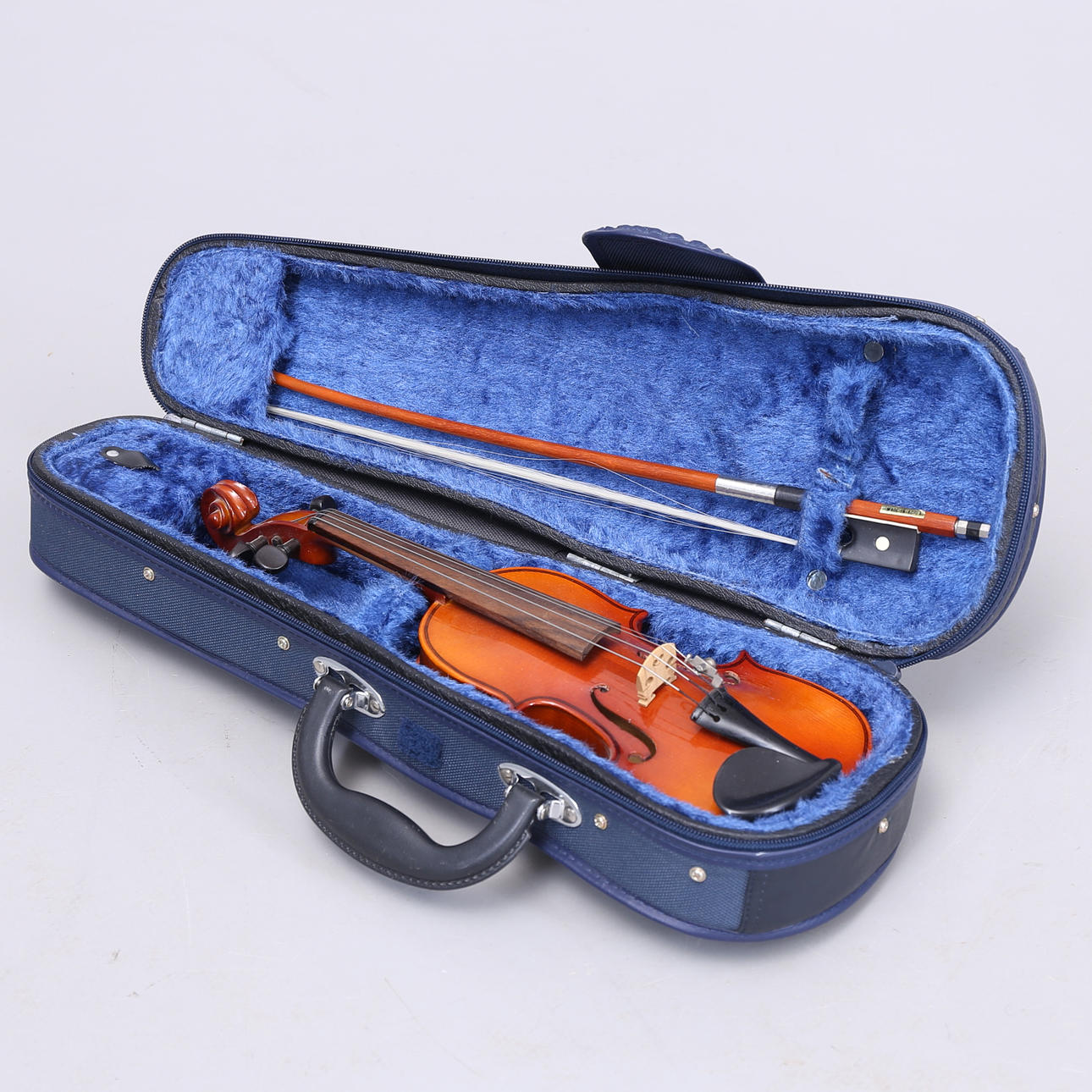 VIOLIN with STRING in BAG, size 1/16.