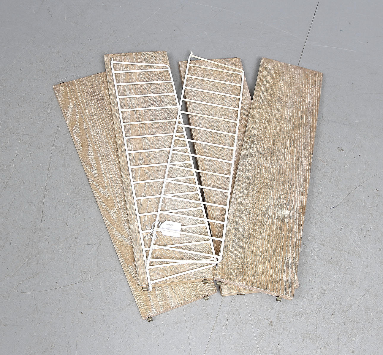 STRINGHYLLA, Nils Strinning, 1900-talets mitt, märkt med etikett.