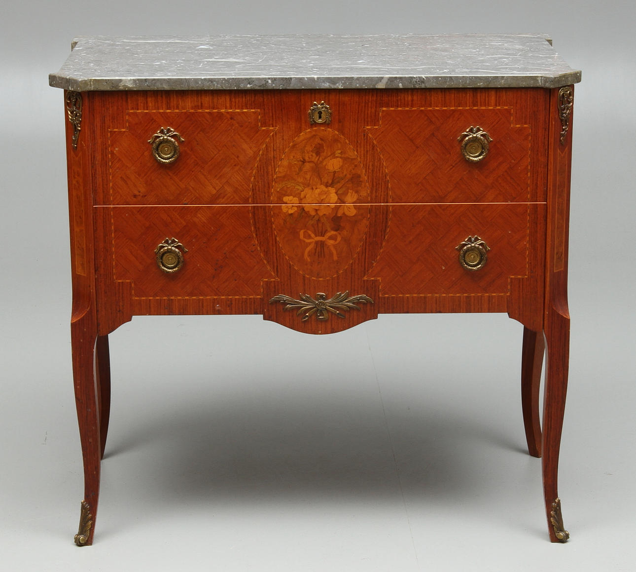 BYRÅ, med stenskiva, gustaviansk stil, 1900-tal.