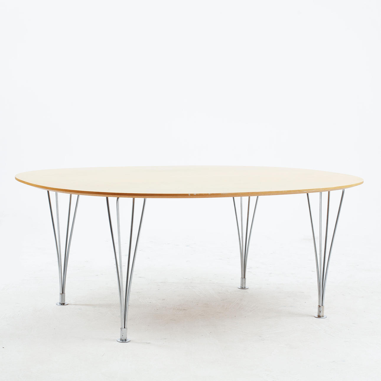 MESA, "Superelipse", Piet Hein para Källemo AB.