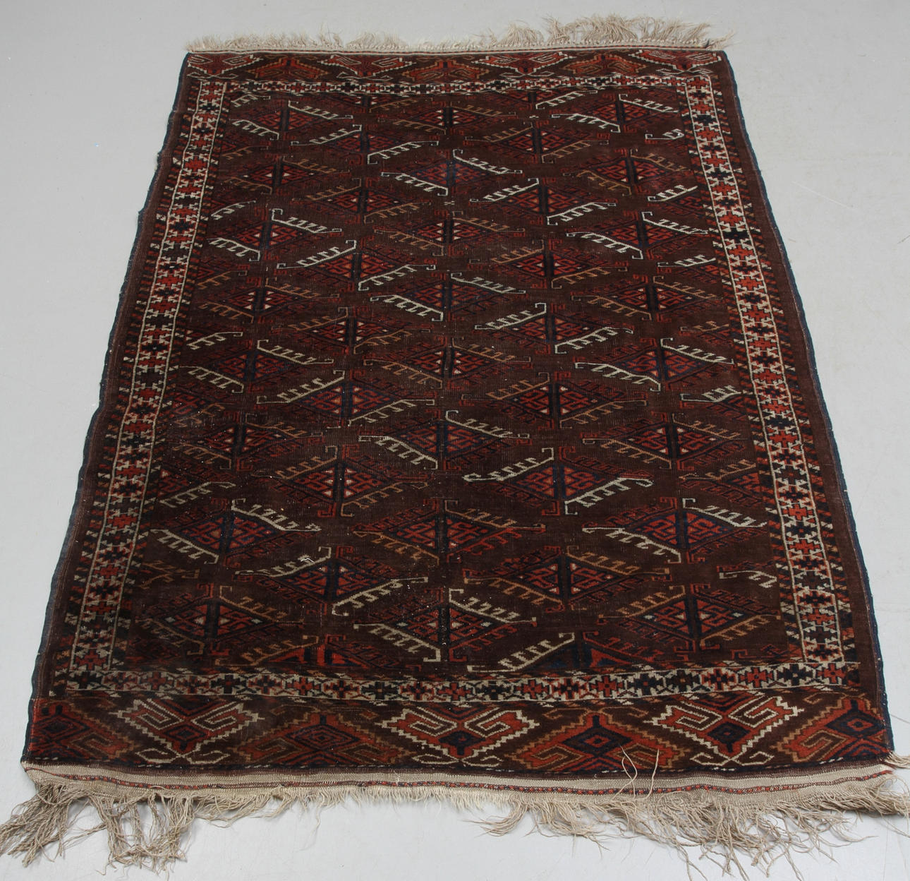 MATTA, orientalisk, ca 200 x 141 cm.