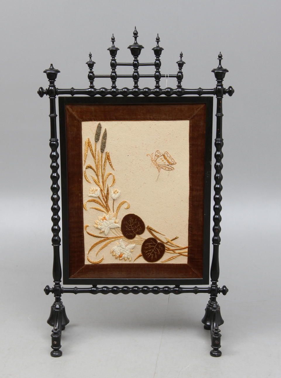 ELDSKÄRM, trä samt textil, 1800-tal.