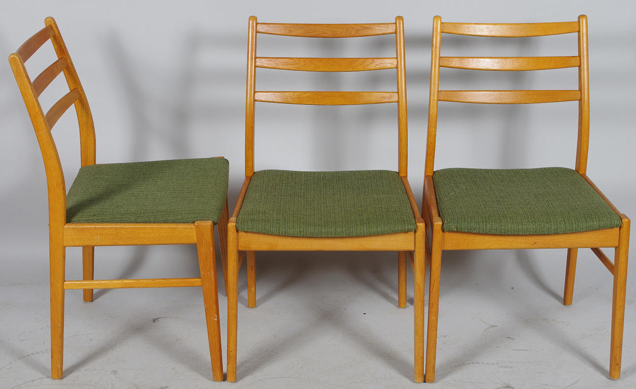 STOLAR, 3 stycken, ek, 1960-tal.