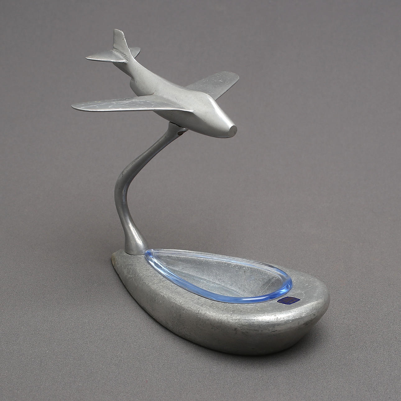 SAAB J29 Tunnan, aluminium som askkopp.