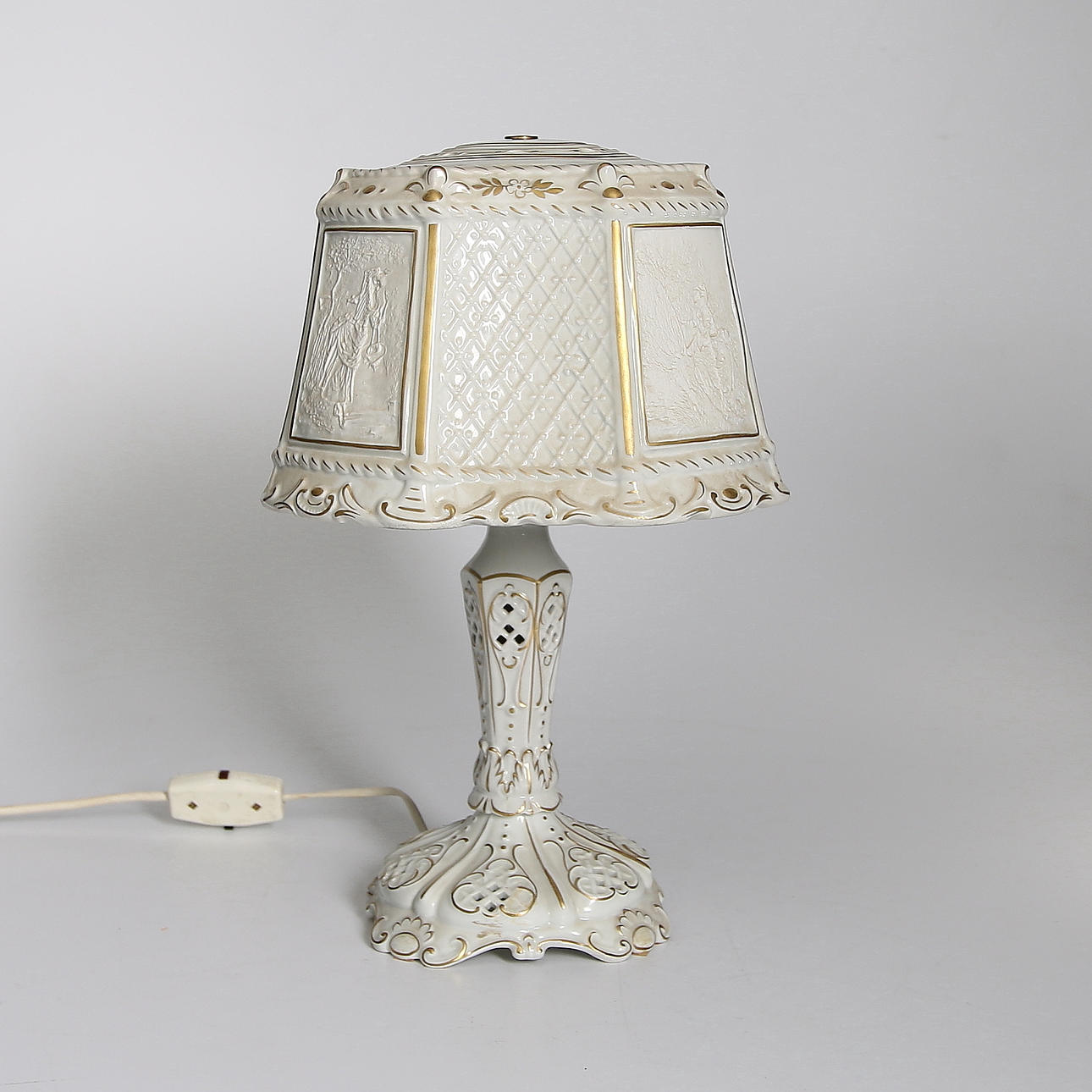 BORDSLAMPA, porslin, PMP, GDR, Tyskland, 1900-tal.