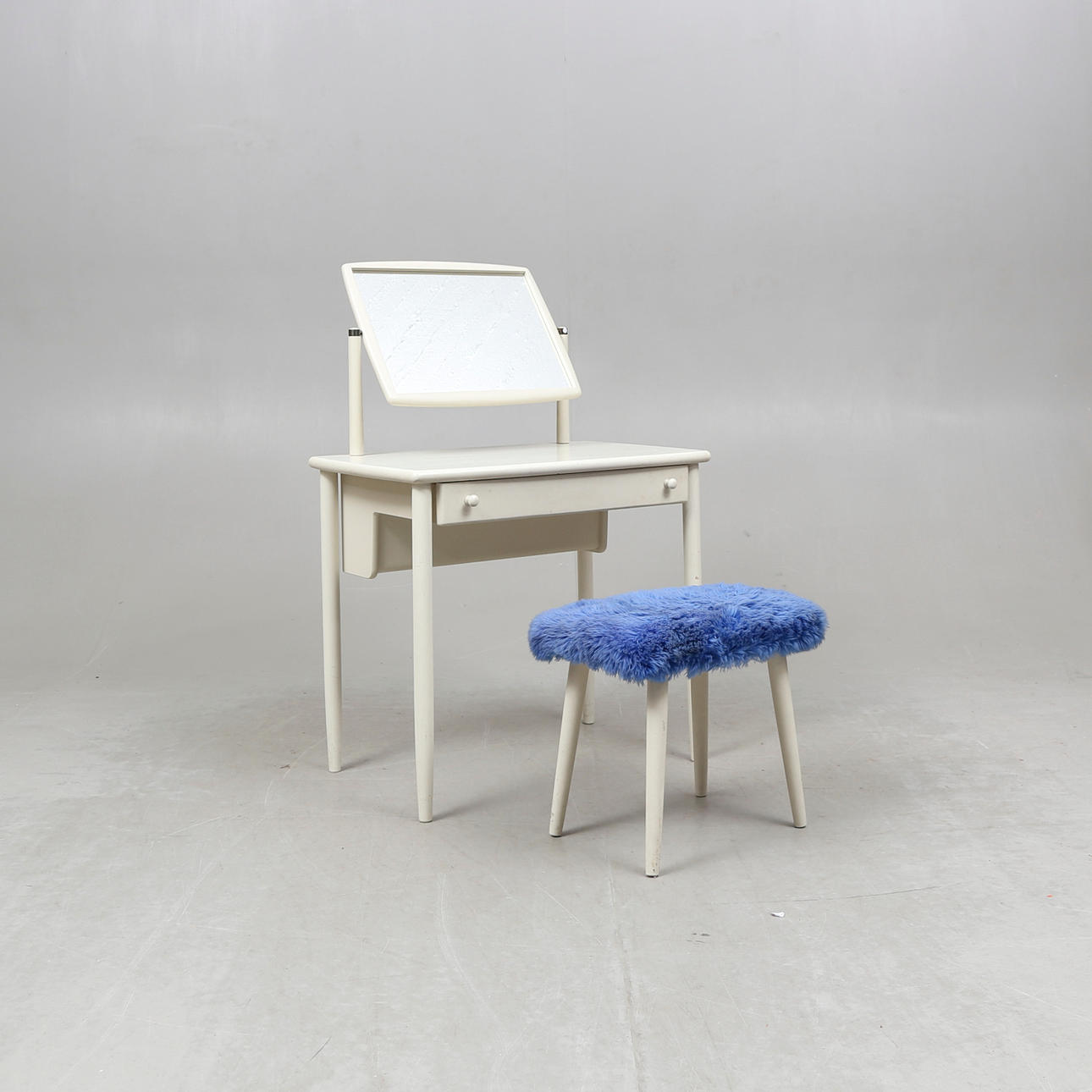 DRESSING TABLE WITH STOOL, table marked Asko, 1950s/60s.
