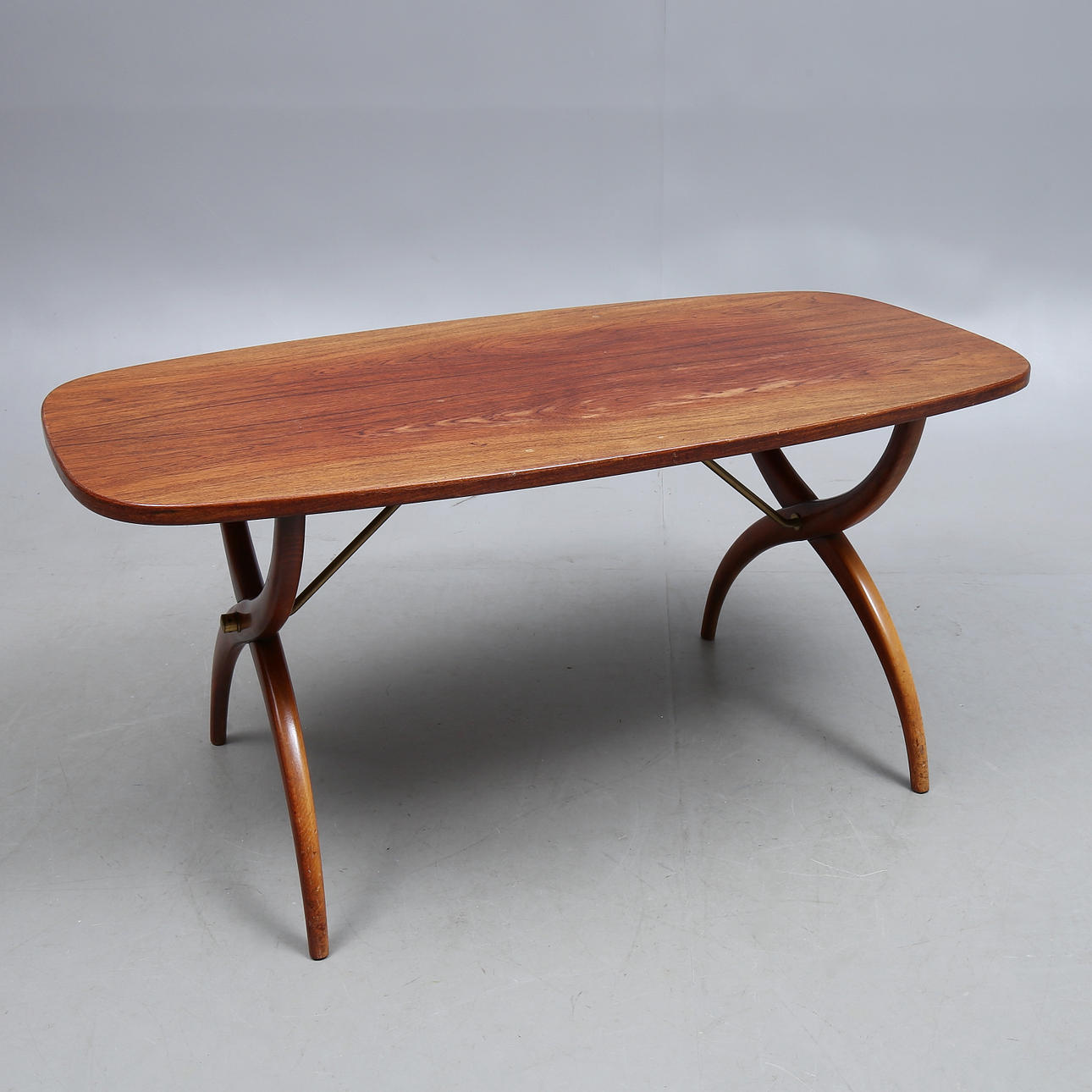 DAVID ROSÉN. Coffee table, mid-20th century.