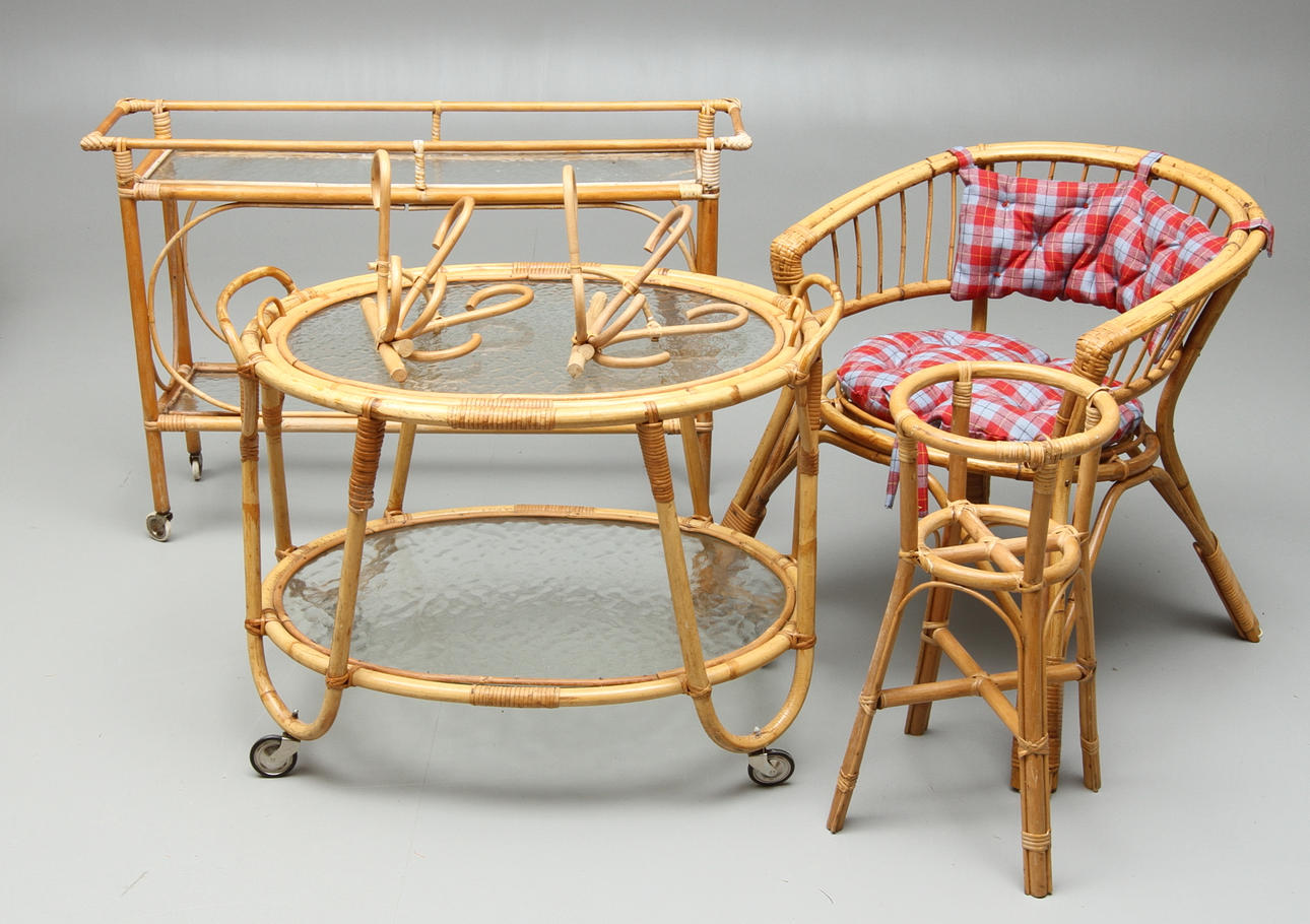 MÖBELGRUPP 6 delar, bambu och glas, 1900-tal.