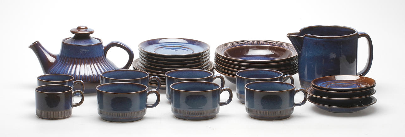 SERVISDELAR, 19 delar, "Kosmos", Berit Ternell, Gefle.