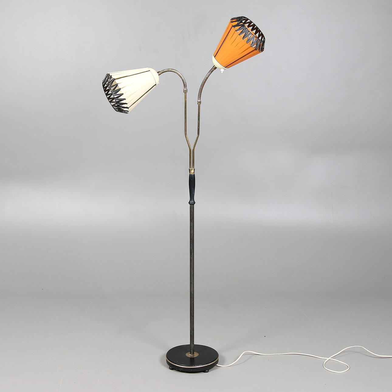 GOLVLAMPA, Ö.A. 1950-tal.